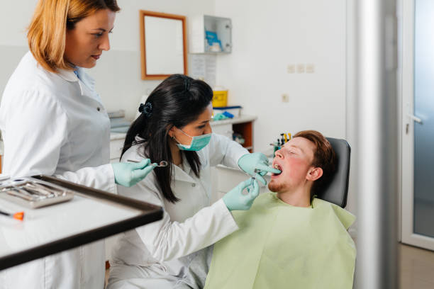 Best Emergency Dentist for Knocked-Out Tooth in Roessleville, NY